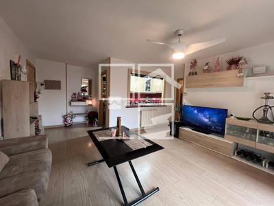 Local en Plaza Josep Sapés Esmendia    , Rubí Barcelona