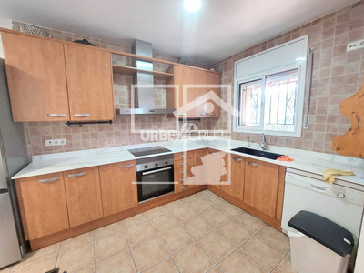 Local en Paseo Estación de Torreblanca    , Vacarisses Barcelona