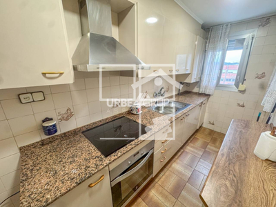 Local en Plaza Doctor Fleming    , Martorell Barcelona