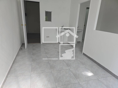 Inmueble en Plaza Clavé    1º, Barcelona