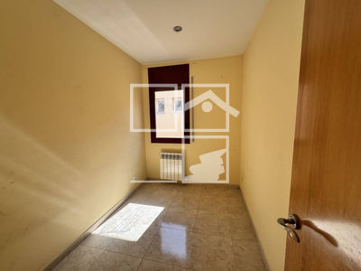 Local en Olot Girona