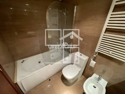 Inmueble en Calle MIQUEL CASAS    2, Barcelona