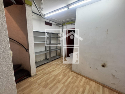 Local en Olot Girona
